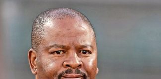 Sundowns coach Manqoba Mngqithi
