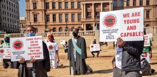 Youth still under pressure from unemployment
