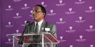 Dr Sizwe Mabizela.