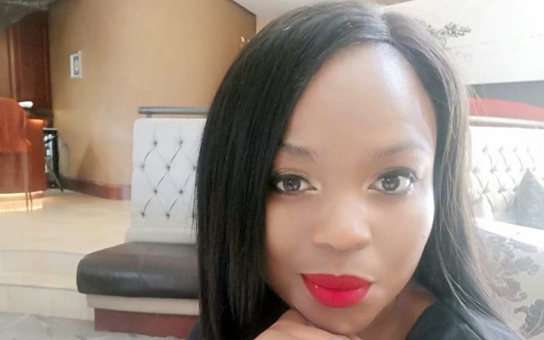 Siyasanga Qomoyi