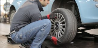 Tyre dealers and workshops urged not to fit parts without proof of purchase following looting in SA. Photo by Andrea Piacquadio from Pexels