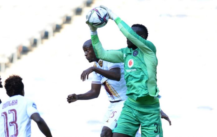 A blunder-prone 10-man Orlando Pirates were held to a 2-2 draw by Stellenbosch FC in their opening DStv Premiership match.