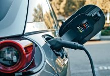 China-EU reach consensus on hybrid, EV trade FILE PICTURE: Electric vehicle charging