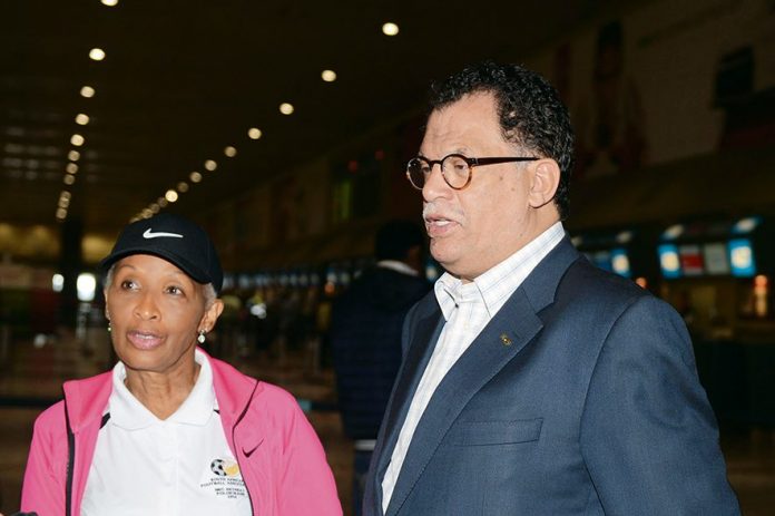 Safa guns for Ria Ledwaba