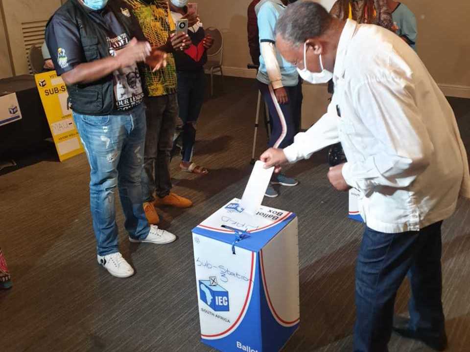 Former deputy president Kgalema Motlanthe casts his vote at the Killarney Country Club. Motlanthe told journalists that municipal elections gave residents power to hold their local representatives to account