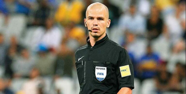 SA ref to blow final whistle