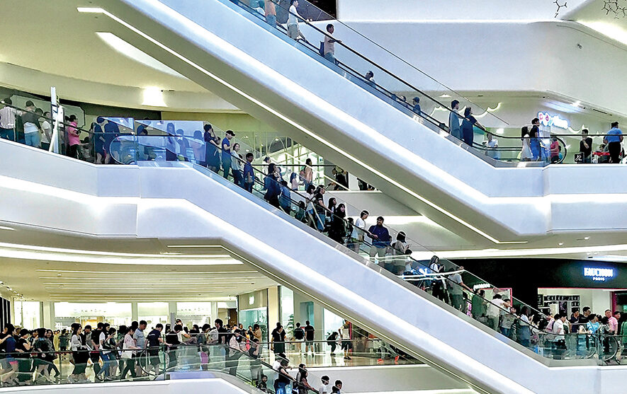Shopping centres in rural areas are more lucrative than those in urban areas.