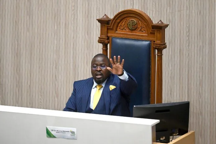 The city of Tshwane is mourning the loss of former Mayor Murunwa Makwarela, who passed away on Tuesday morning.