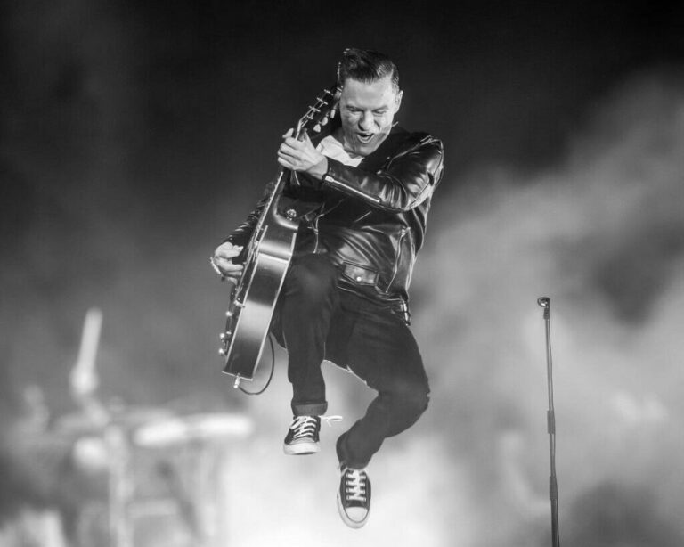 Bryan Adams returns to Mzansi for ‘So Happy It Hurts’ tour