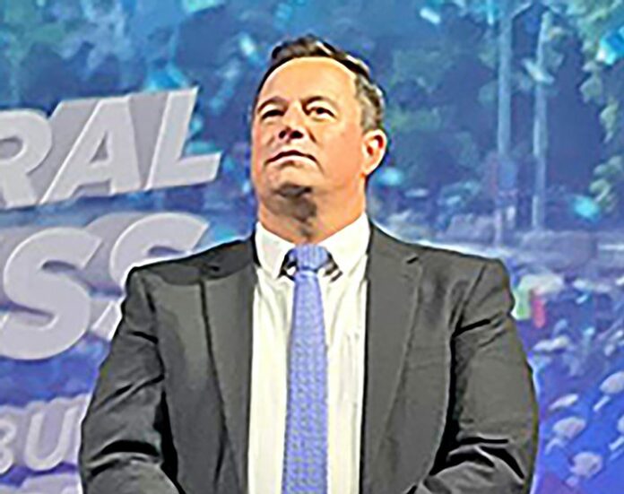 Steenhuisen pay adjusted