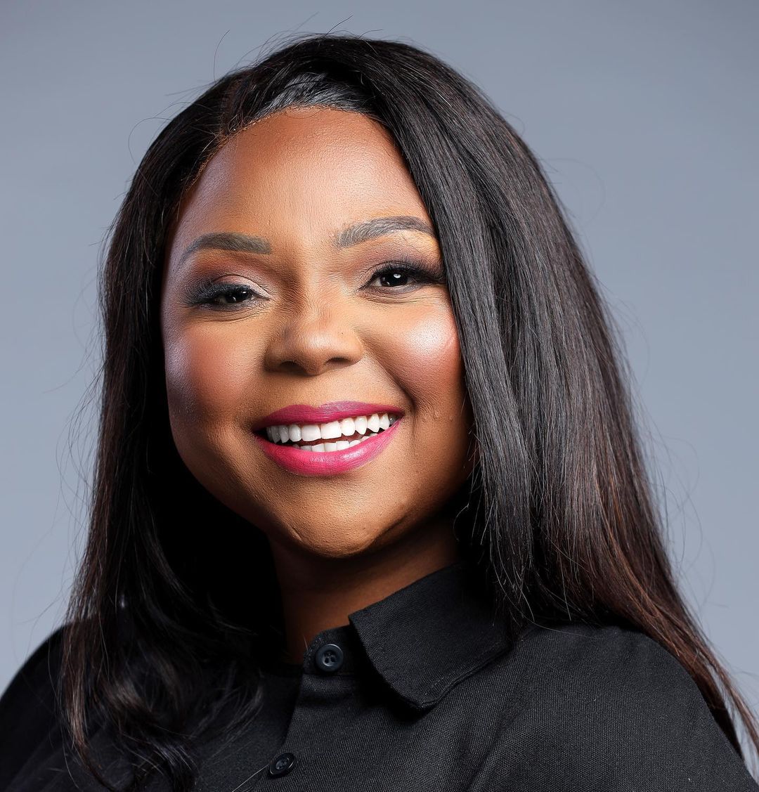 Mpho Maboi shamed by random lady for driving a Volkwagen Polo