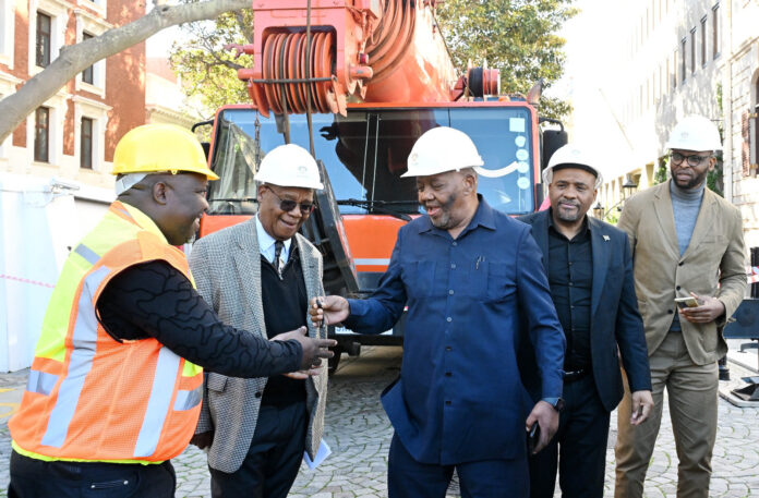 Parliament's reconstruction project