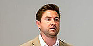 Workers have reacted with jubilation to Tshwane mayor Celliers Brink leaving office