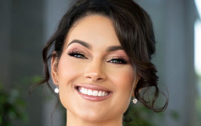 Rolene Strauss gives birth