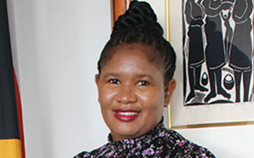 Dr Vathiswa Papu-Zamxaka