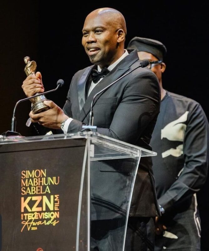 Actor Melusi Yeni has won the Simon Mabhunu Sabela Award