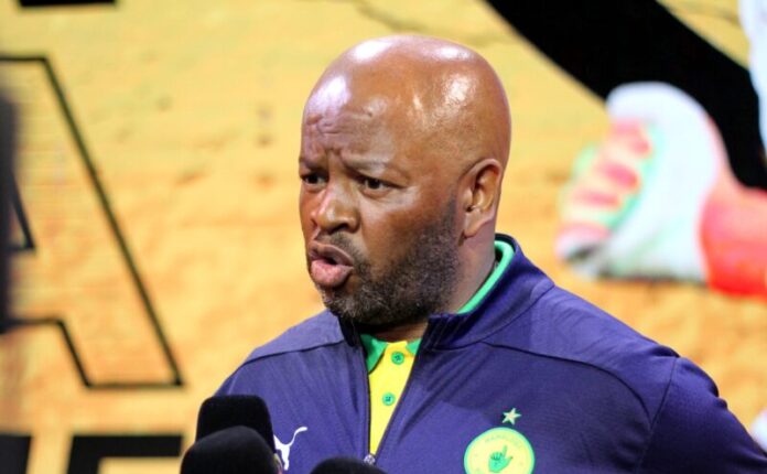 Mamelodi Sundowns coach Manqoba Mngqithi