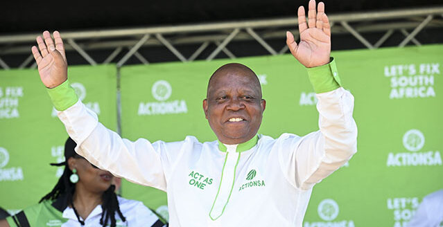 Mashaba hints at running for Joburg mayoral post
