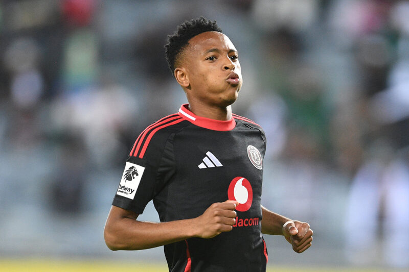 Mofokeng and Cardoso win PSL monthly awards