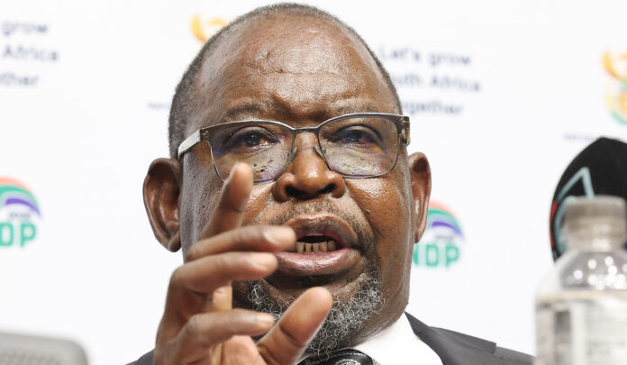 Enoch Godongwana