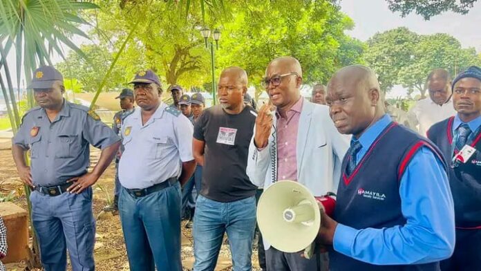 Mayor whisked away from angry protesting Tzaneen residents