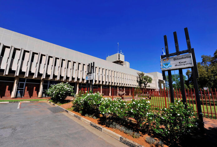 Ditsobotla municipality officials face grilling