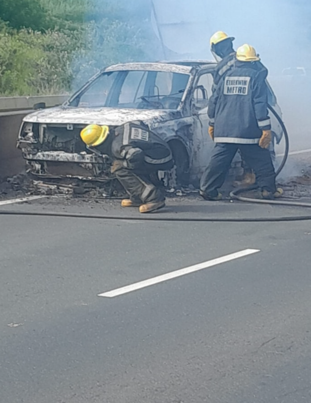 Umdloti car fire