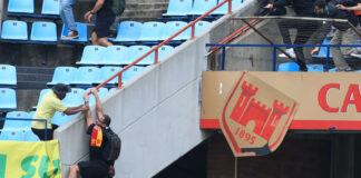Give that Sundowns fan a Nobel Peace Prize for saving a life! 