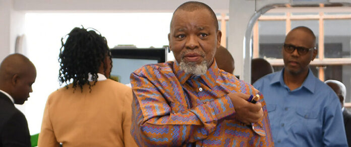 Mantashe and John Vuli Gate must just ask Thaba Chweu how this jobs for pals is done 