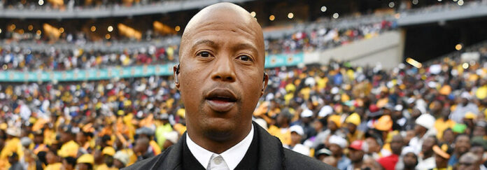 Jimmy Tau  says ‘I do’ in secret to on-off flame