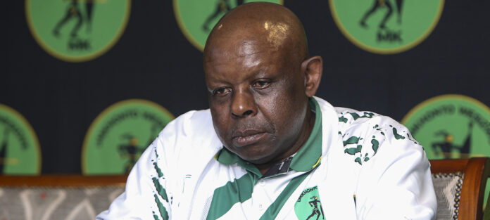 Zuma throws Hlophe under the bus for bungling the Phadi case 