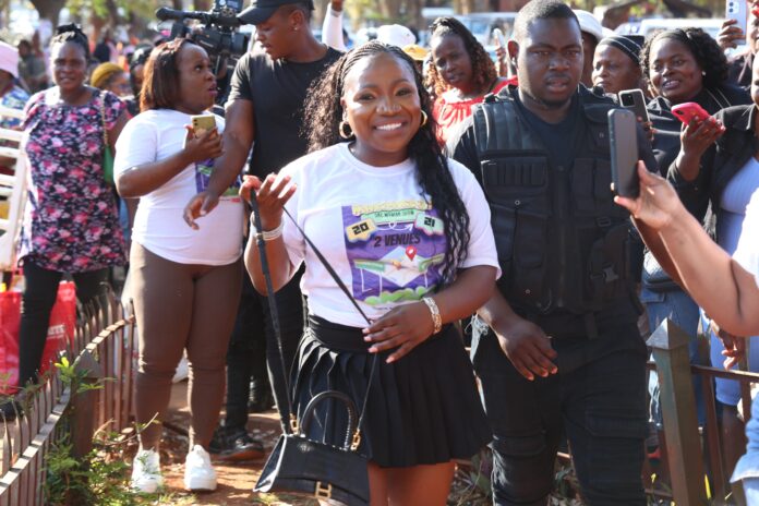 Makhadzi's One Woman Show in Venda loading