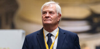 Minister Pieter Groenewald vows clampdown on smuggling in prisons