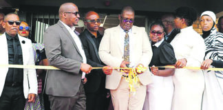 Gauteng Premier Panyaza Lesufi handing over Rustervaal Secondary School
