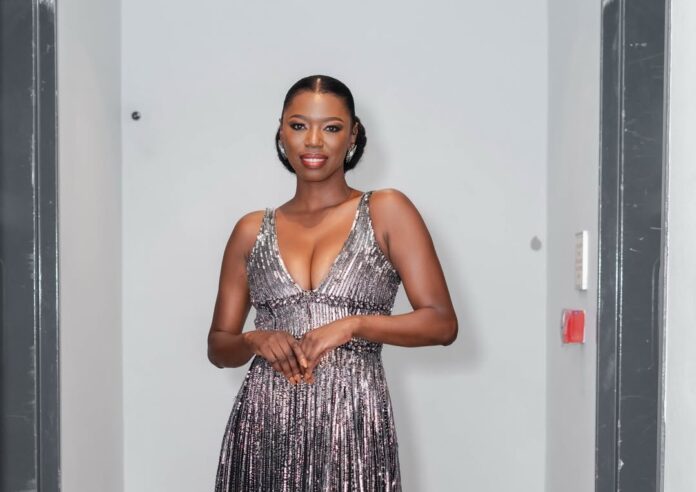 Lira stages comeback