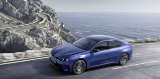 BMW unveils new i3