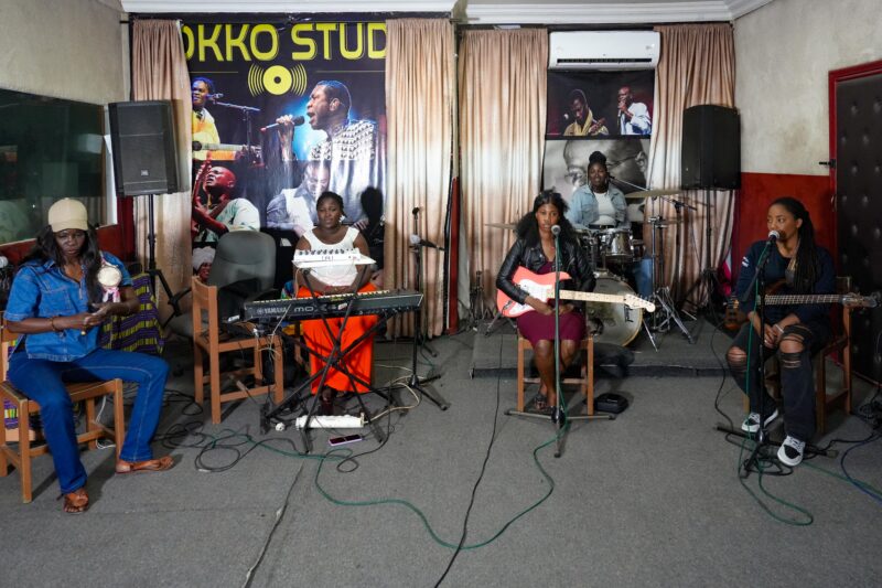Senegalese all-female band a hit