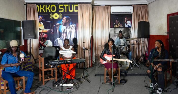 Senegalese all-female band a hit