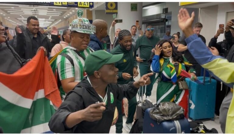 Bafana Bafana Lucky Fans arrive in Mexico with a bang and a razzmatazz 