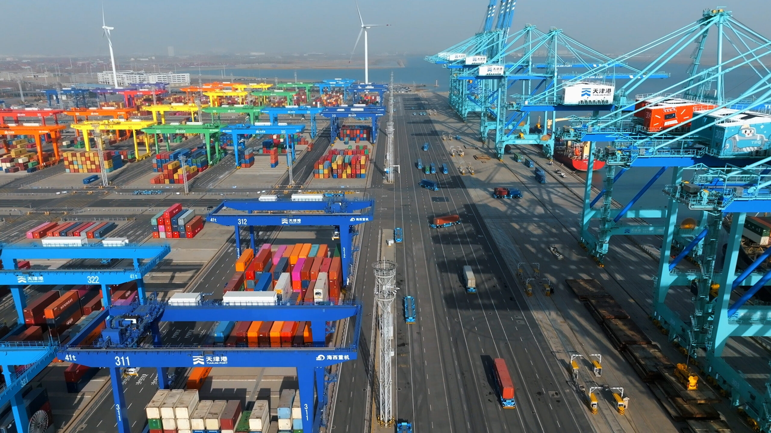 Driving South Africa's transport into the intelligent era: Huawei launches 12 solutions across rail, road, ports and aviation