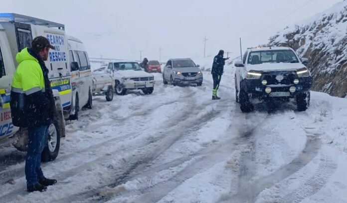 Snowfall eases as major Eastern Cape, KZN routes reopen