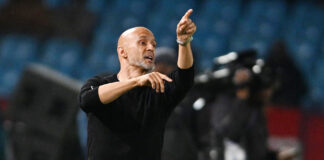 Mamelodi Sundowns coach Miguel Cardoso reacting during a soccer match