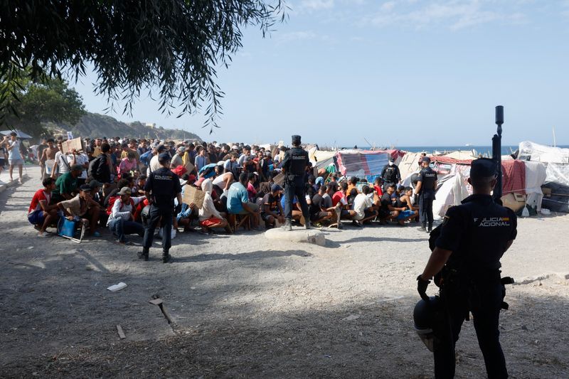 German minister calls for expedited deportation in mass border crossings