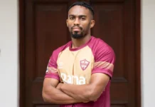 Njabulo Blom previously worked with Gavin Hunt at Kaizer Chiefs.