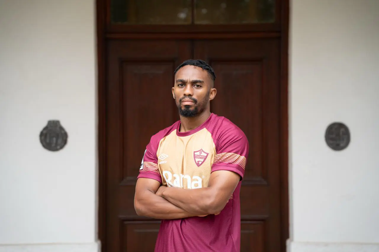 Njabulo Blom previously worked with Gavin Hunt at Kaizer Chiefs.