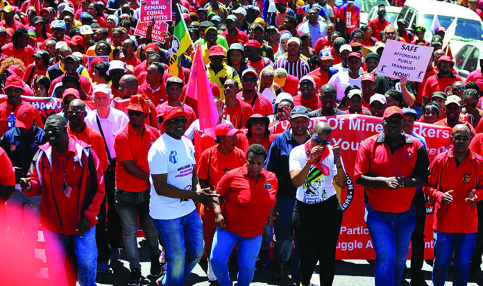 COSATU members striking image
