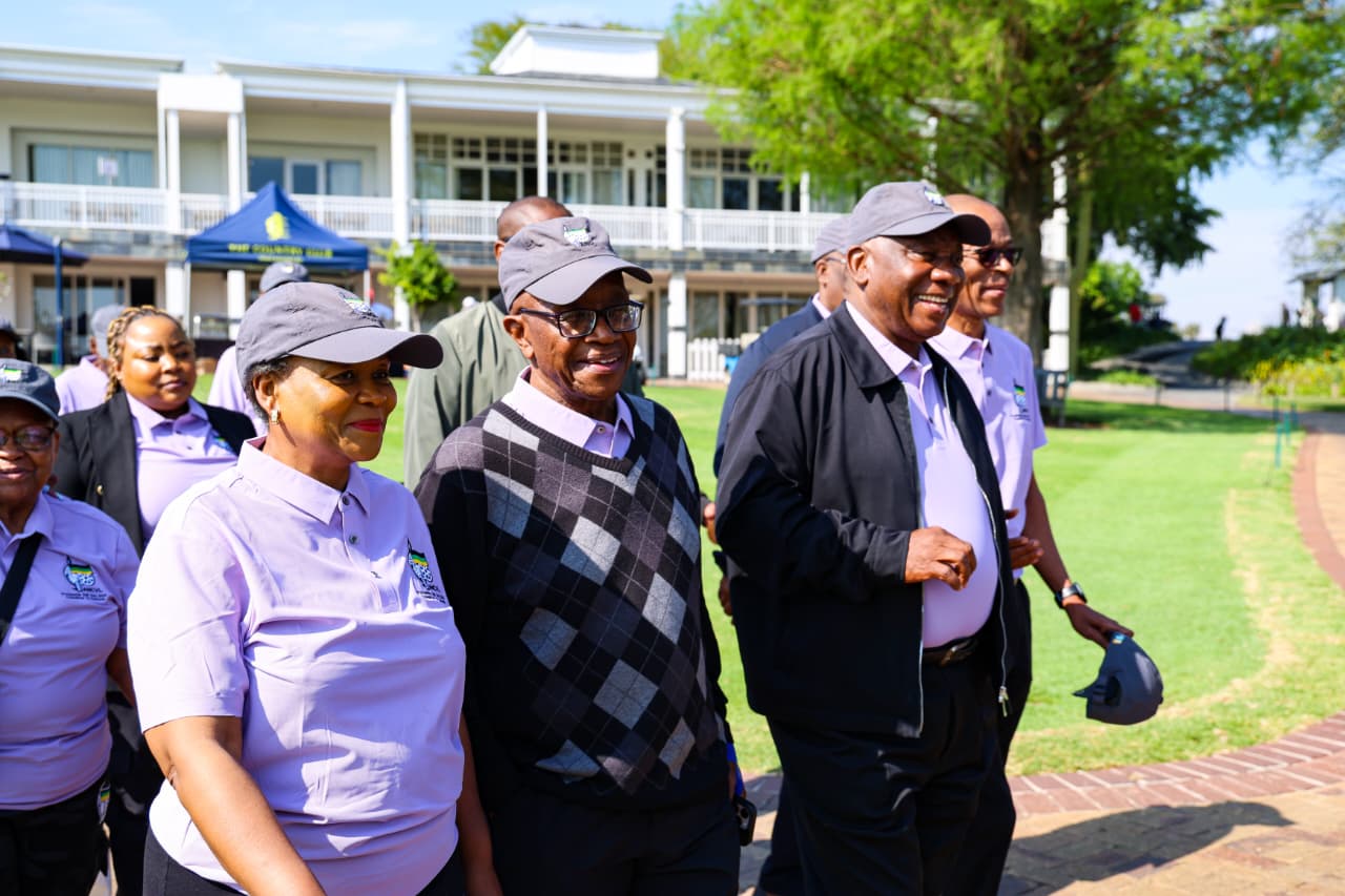 Ramaphosa vows to ‘pull out all stops’ to find Ekurhuleni murderers